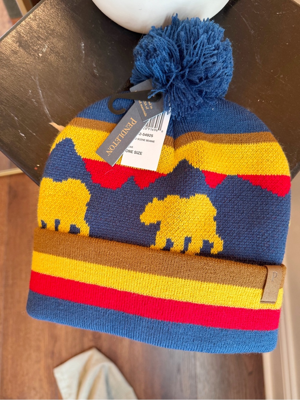NWT Pendleton Retro Blue Yellow Red Bear Beanie